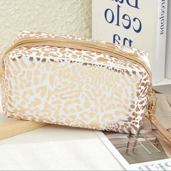 GOLD & WHITE FOIL PRINT MAKEUP ACCESSORY BAG - Picture 1 of 3